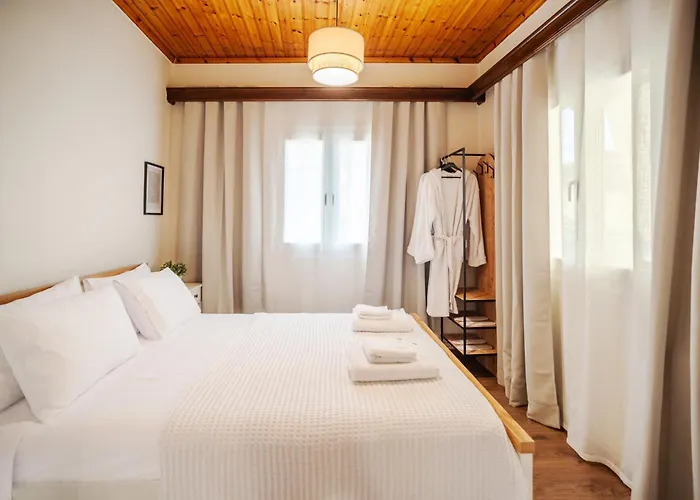 Liatiko Cottage House